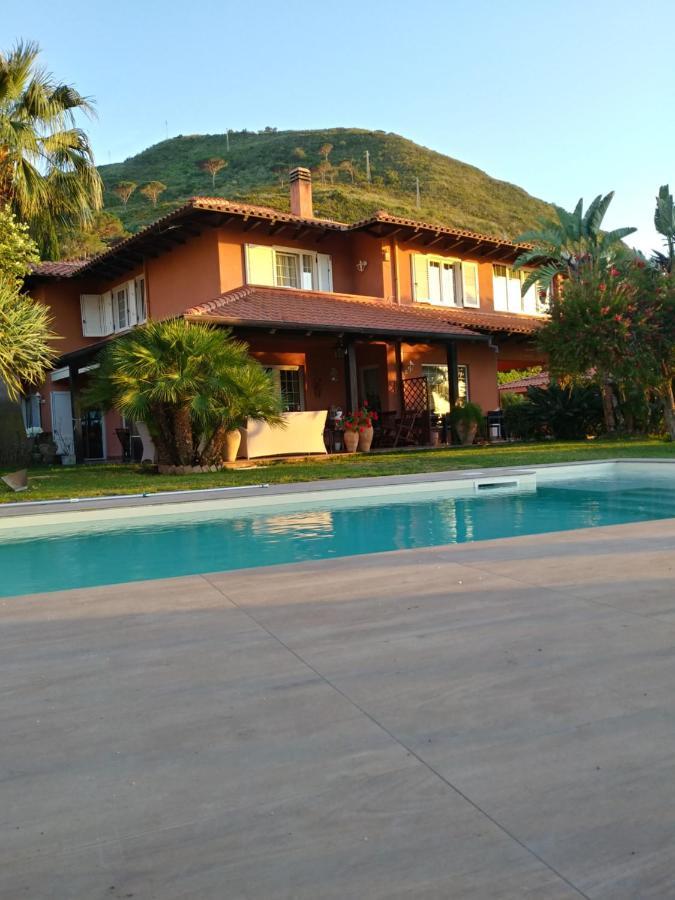 Villa Di Giorgi Apartments Чефалу Екстериор снимка