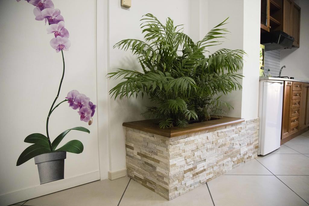 Villa Di Giorgi Apartments Чефалу Стая снимка