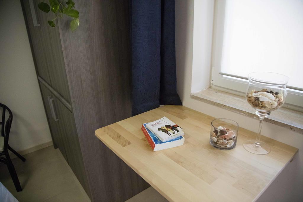 Villa Di Giorgi Apartments Чефалу Стая снимка